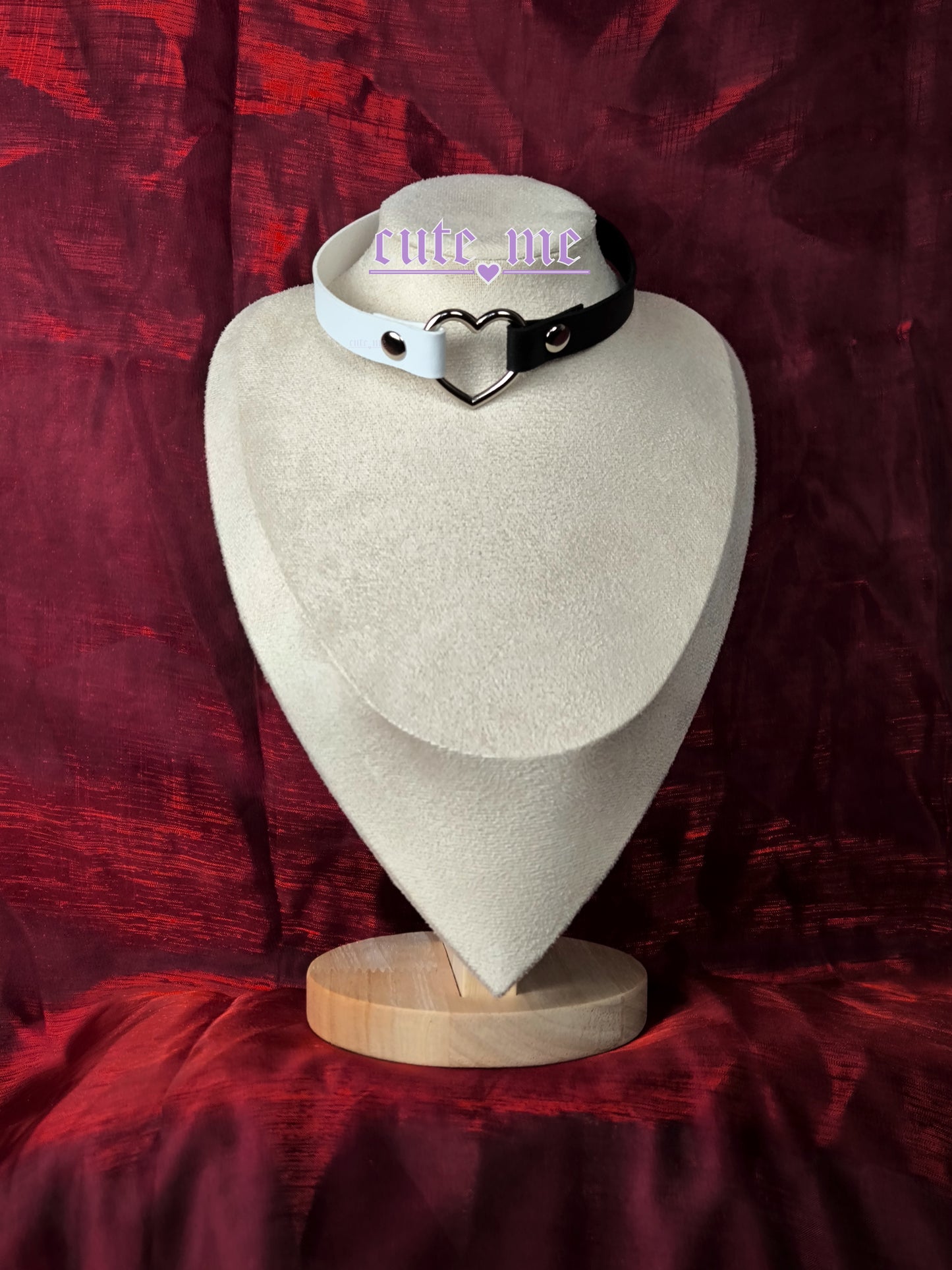 Choker GHOST (srdce)
